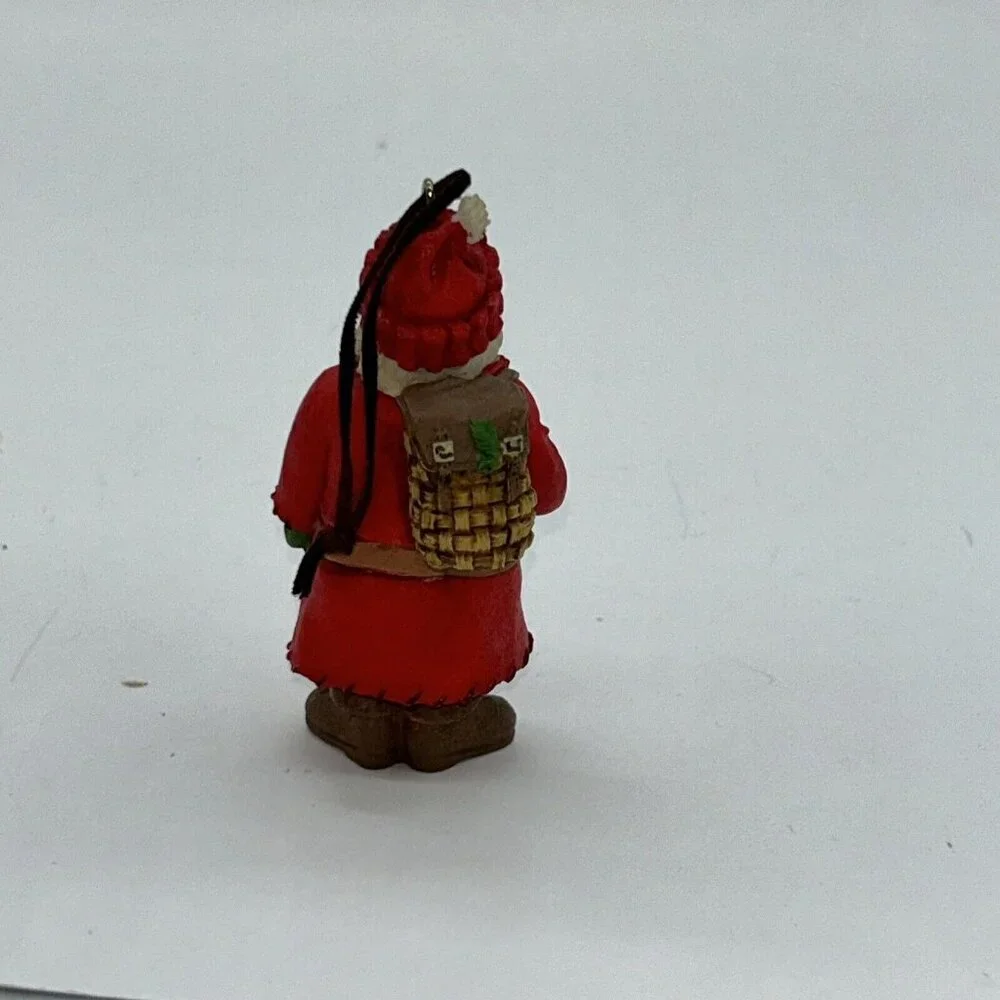 Hallmark 2003 Keepsake Ornament Kris Kringle Santa Claus Holiday Decor‎